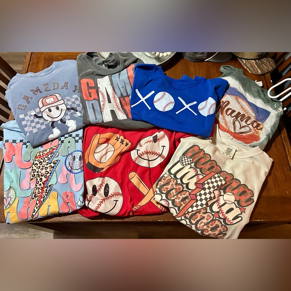 Bundle ✨ M/L game day - baseball - mama TShirts